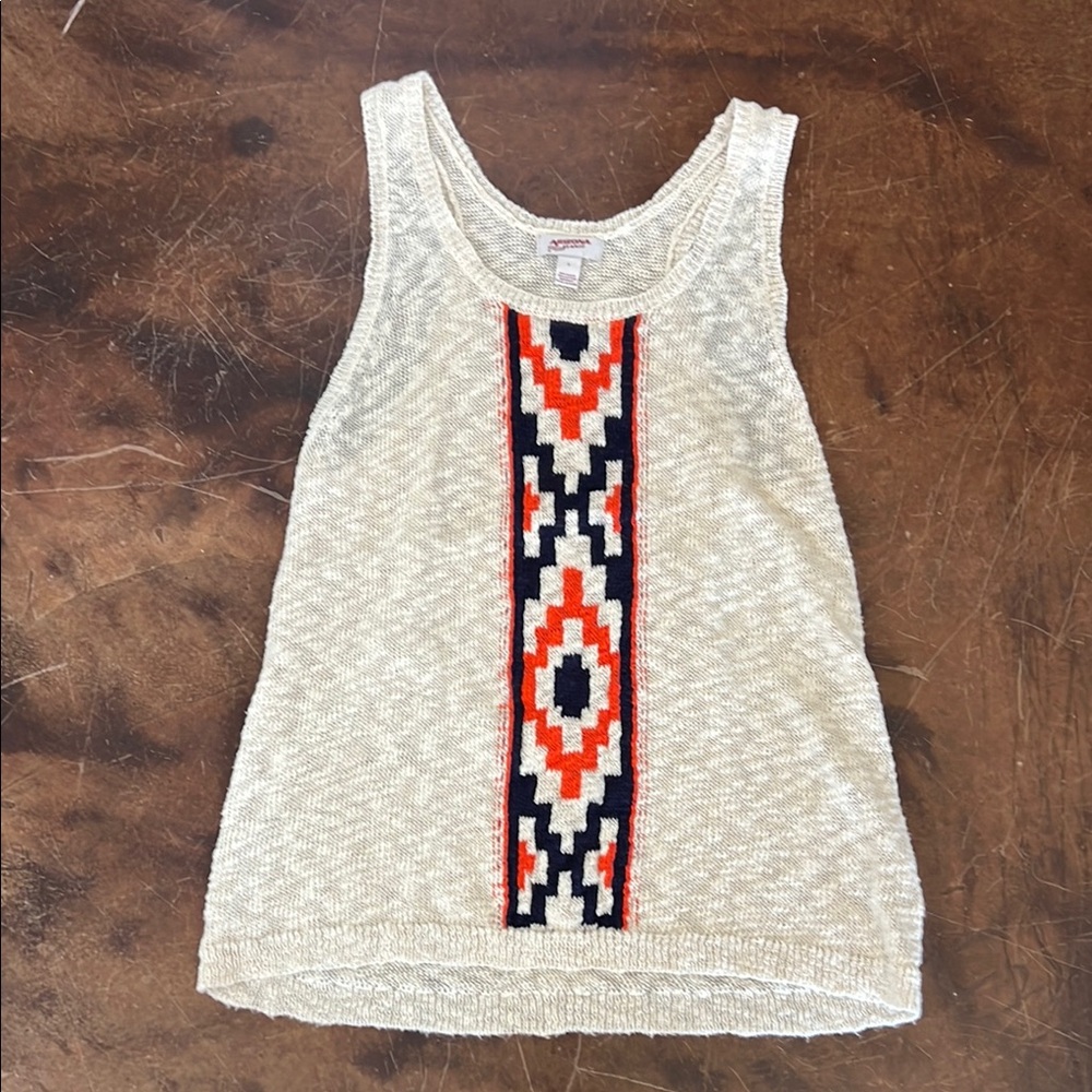 Women’s cream colored Aztec style western sweater tank top size Large
